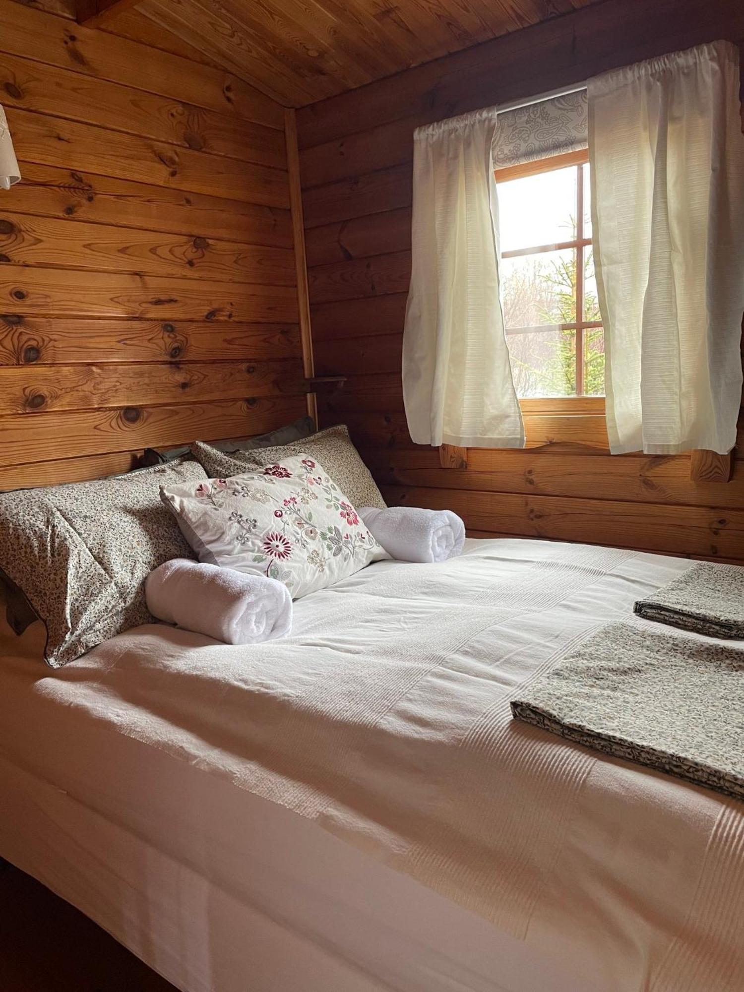 Kaldbaks-Kot Cottages Húsavík 외부 사진